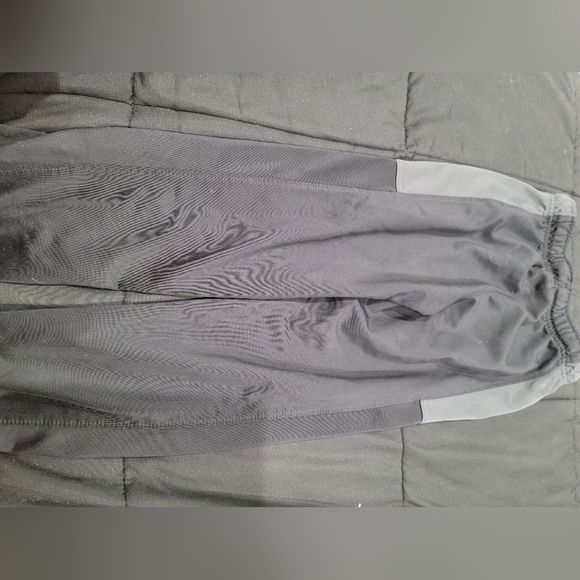 Nike Black & Grey Track Suit Set - Picture 6 of 6